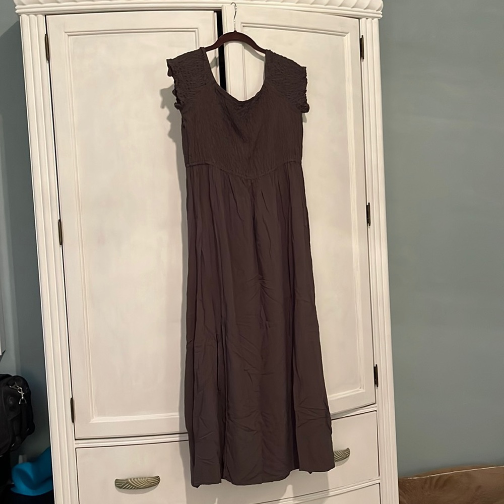 Maxi dress with smocking detail on top
